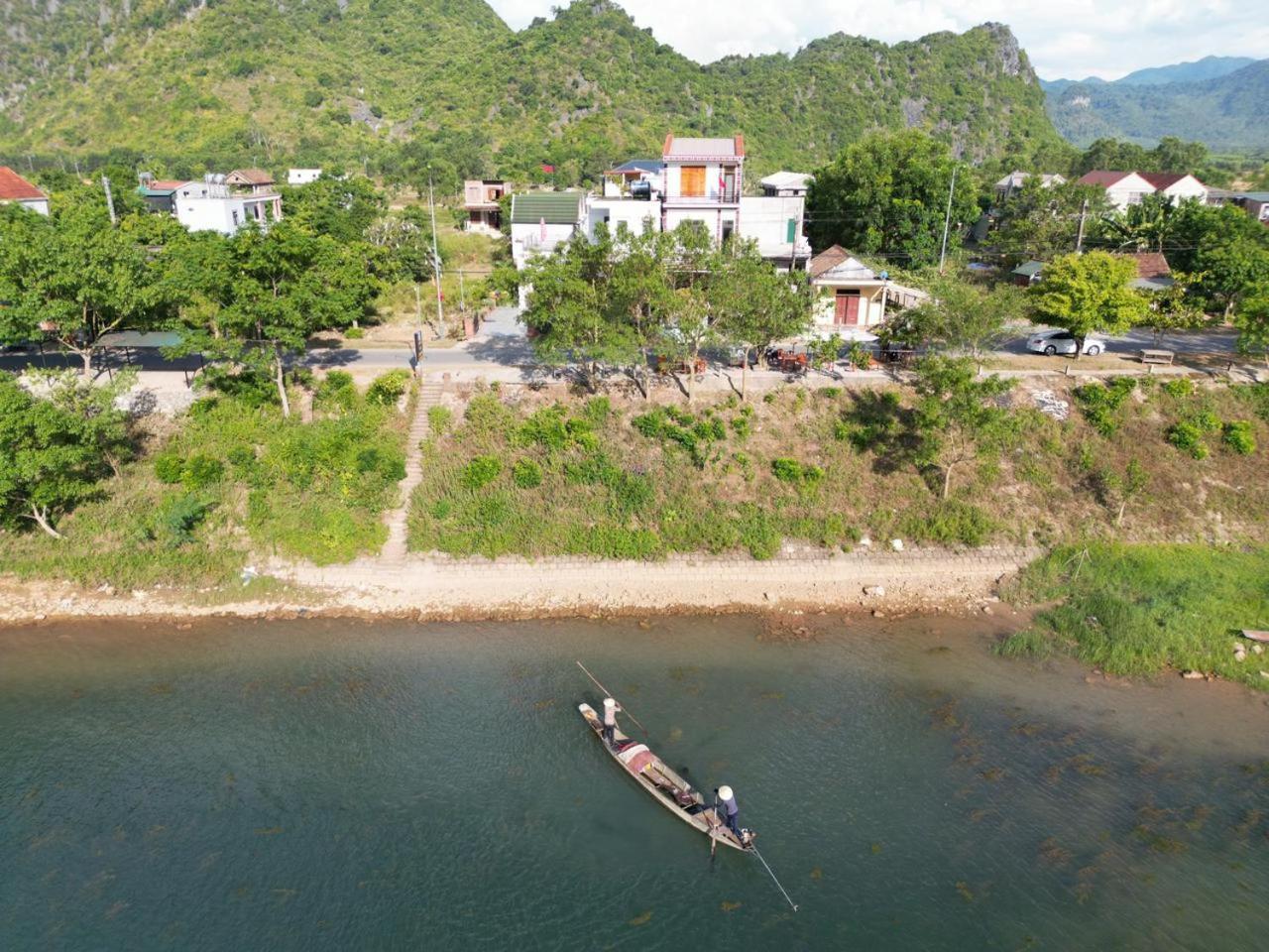 Yolo Pool Bar Villas & Garden Restaurant Phong Nha Eksteriør billede